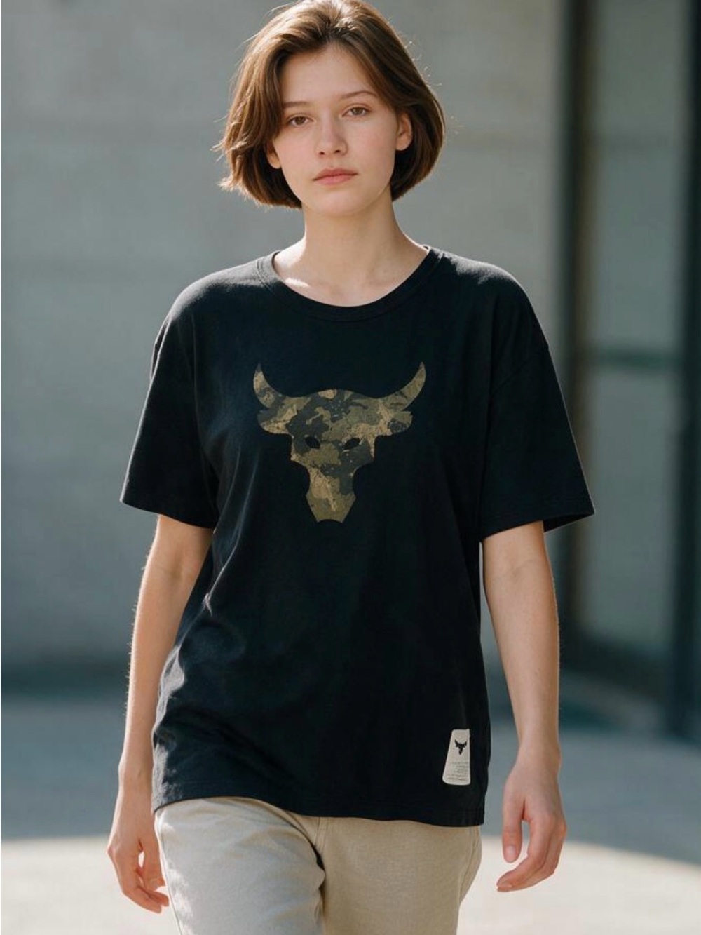 Under Armour Project Rock Bull Short Sleeve 1370973-001 Black T-shirt Size L